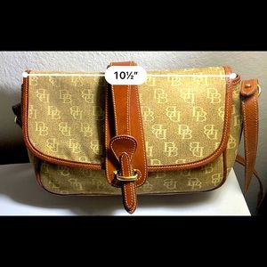 Dooney & Bourke Canvas Monogram Yellow Tan Crossbody Bag See lipstick stain